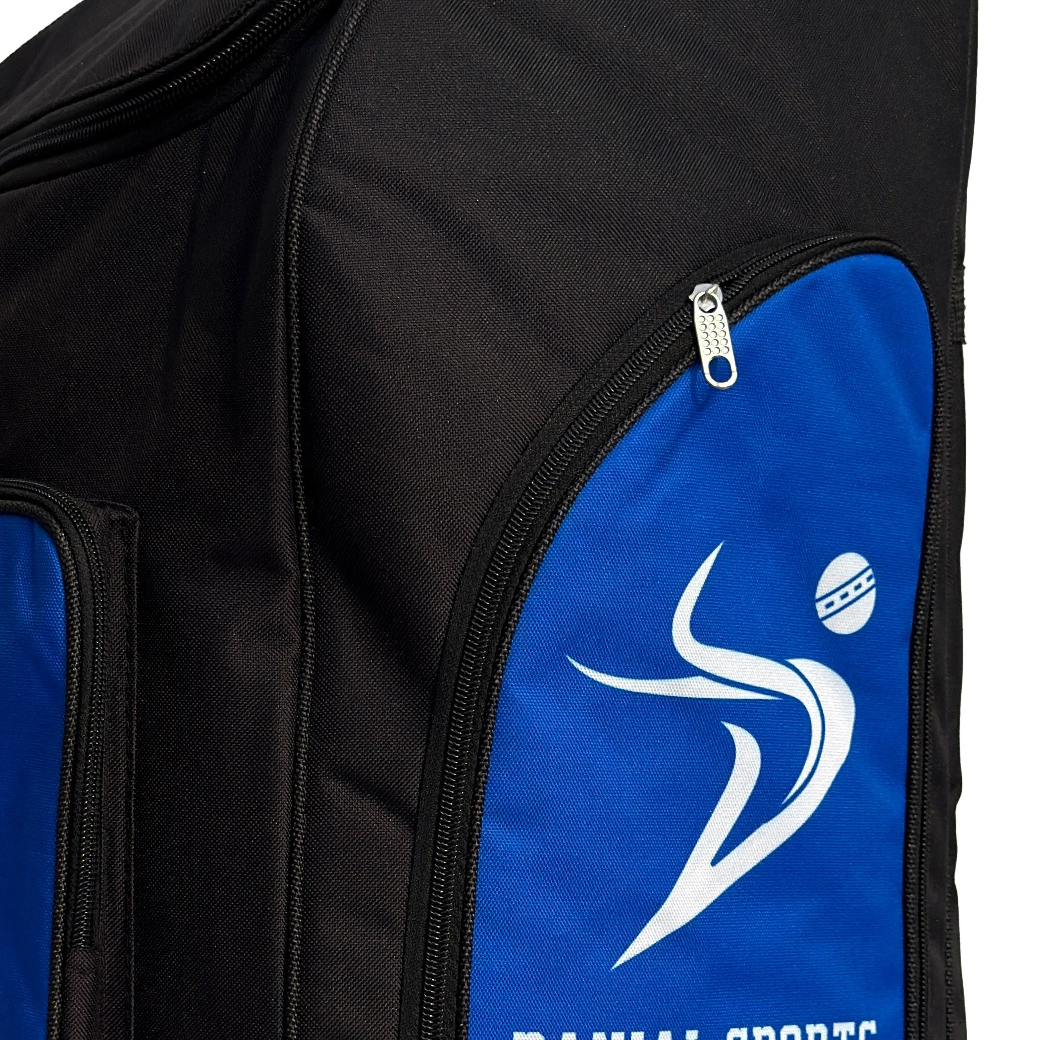 DS Star Duffle Bag Black/ Blue - Image 6