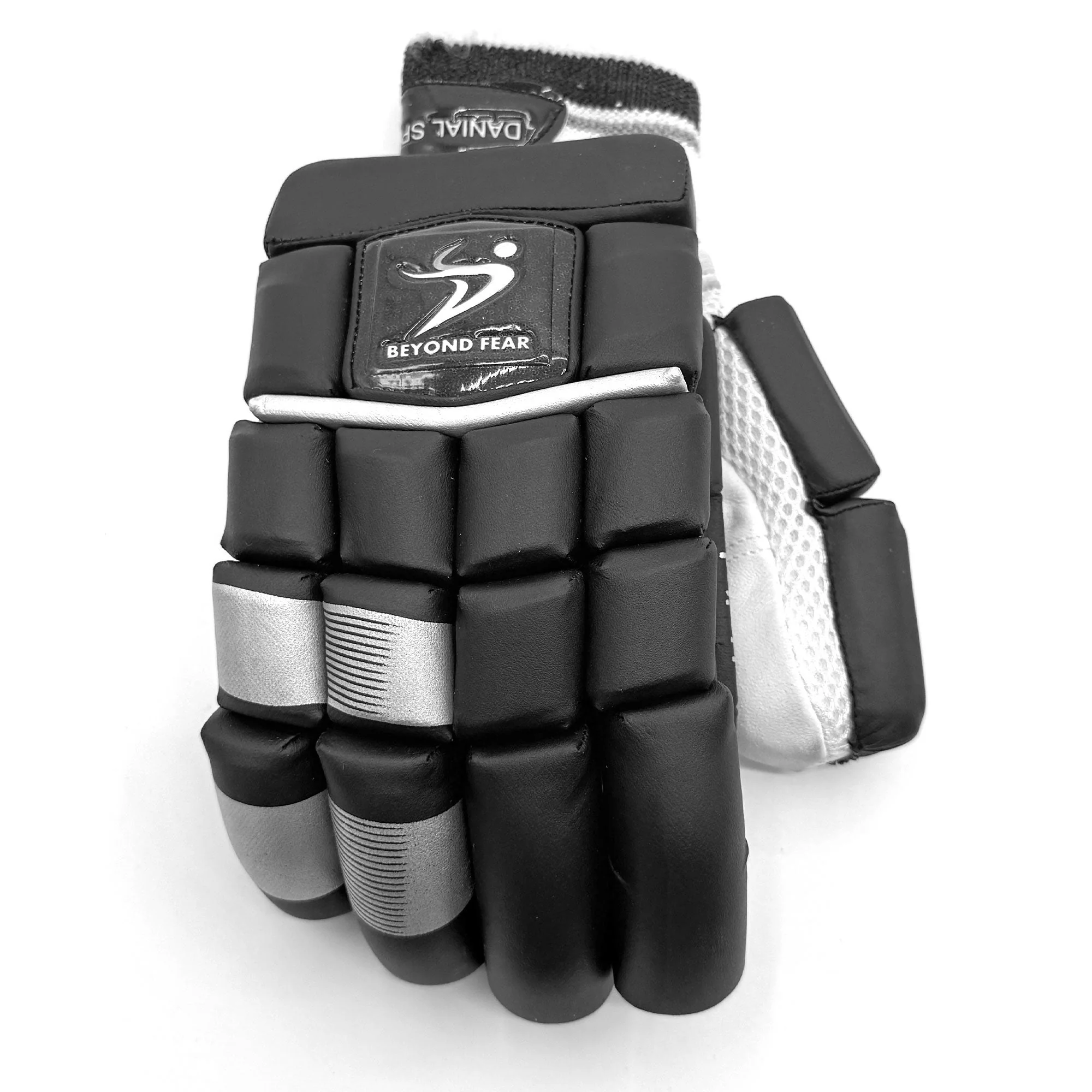 Ds T/20 Limited Edition Batting Gloves Black - Image 4