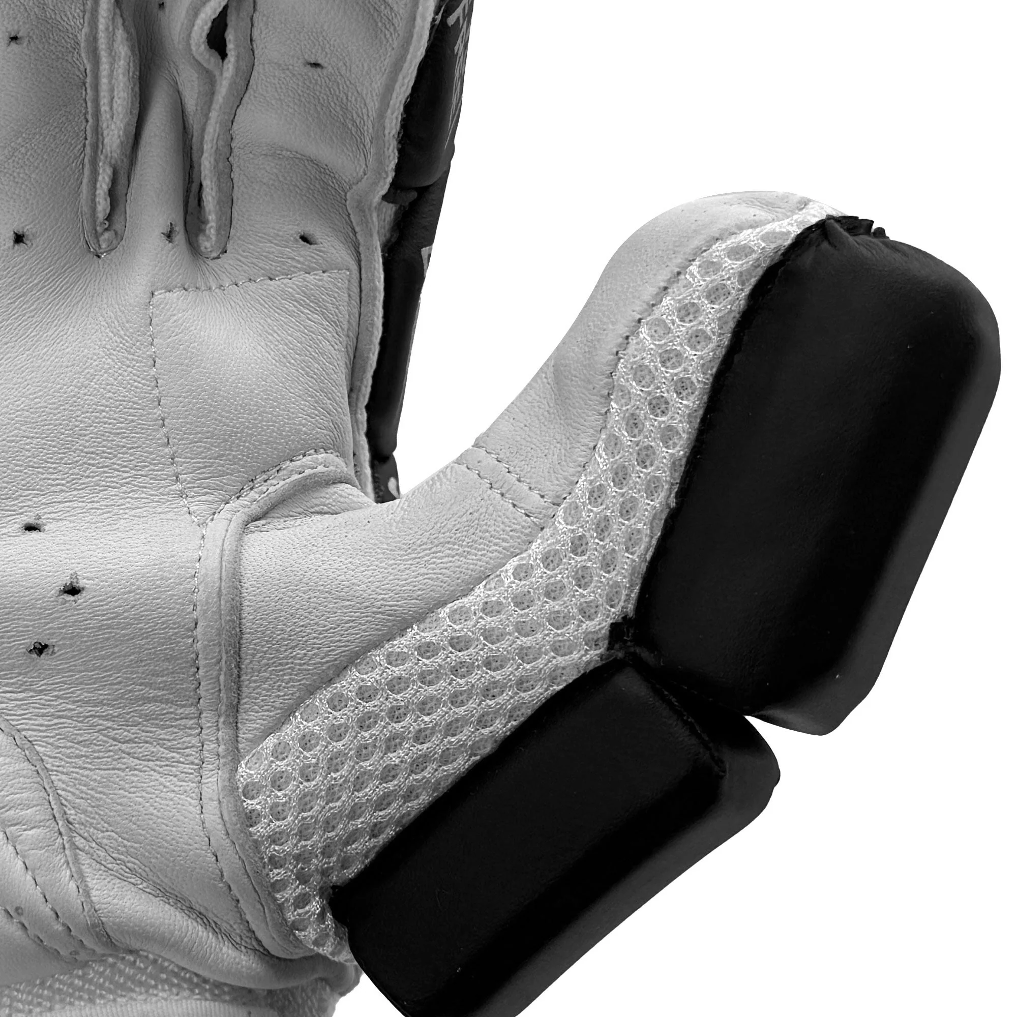 Ds T/20 Limited Edition Batting Gloves Black - Image 12