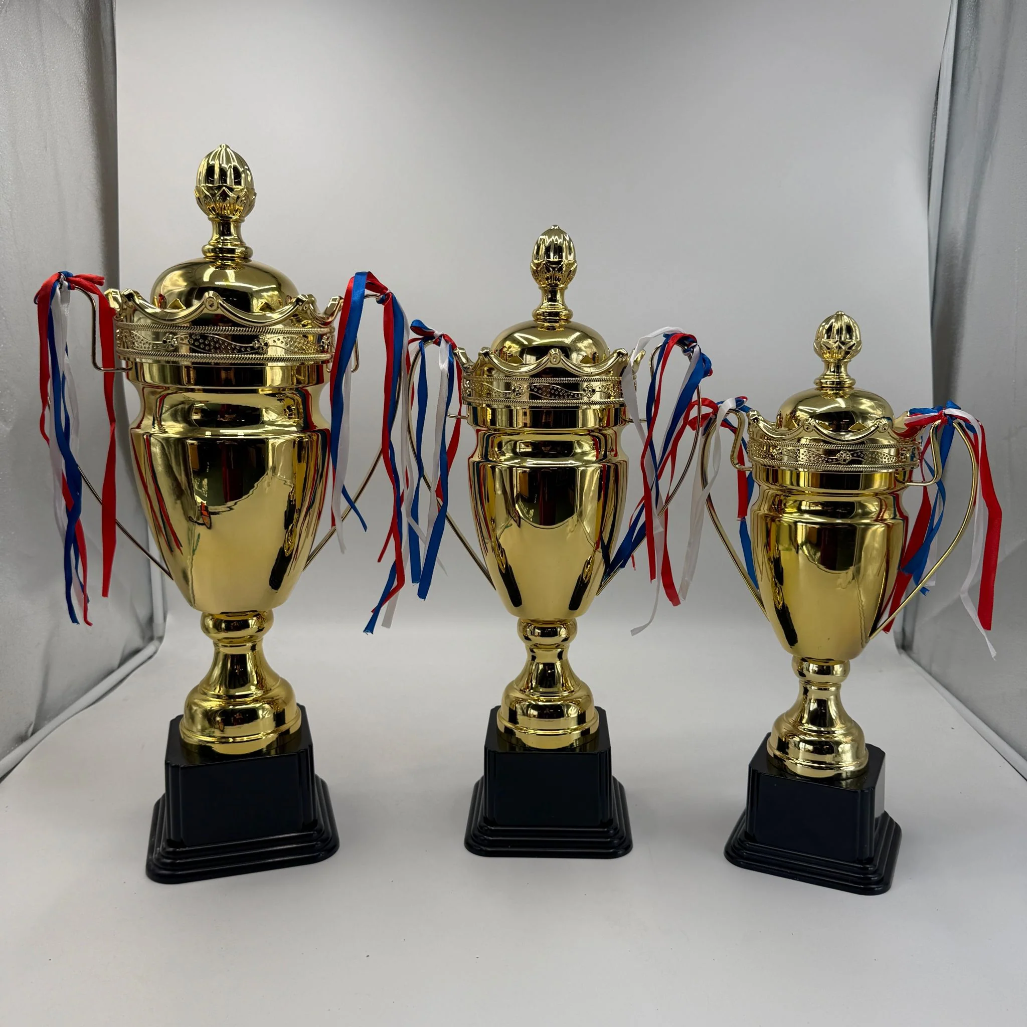 Imperial Crown Cricket Trophy - Image 3