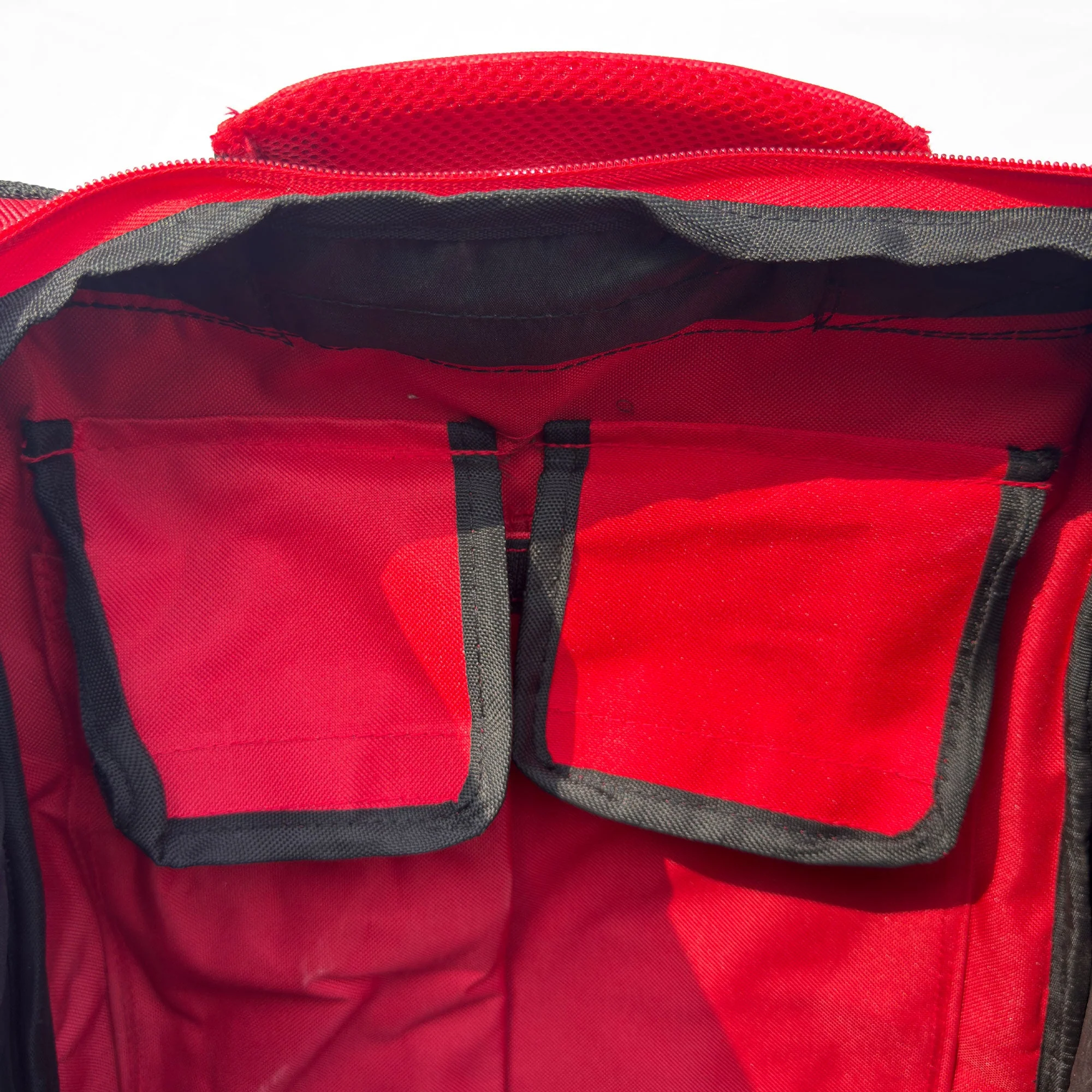Mrf VK 18 Limited Edition Wheelie Duffle Bag - Image 19